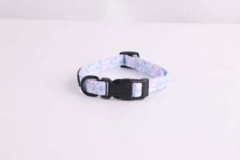 Collar Blanco Con Flores GD